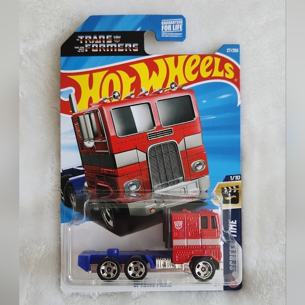 🚛🤖Mattel Hot Wheels Optimus Prime Truck – Transformers – NWT Autobot toy car - Picture 7 of 8